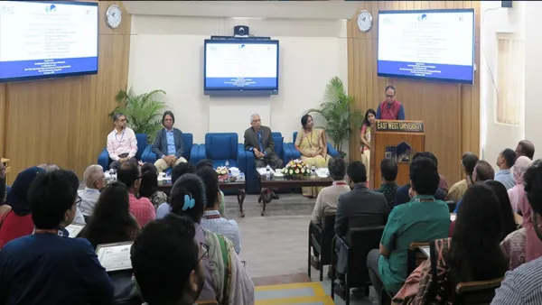 জাতীয় সমৃদ্ধি অর্জনে শিক্ষকদের দক্ষতার ওপর জোর দিলেন গভর্নর