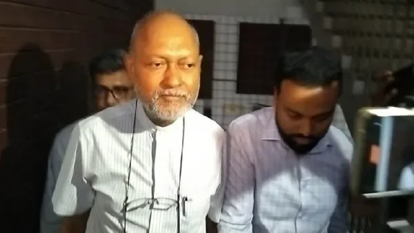 অর্থ আত্মসাতের মামলায় ৫ দিনের রিমান্ডে নাজমুল আহসান কলিমউল্লাহ