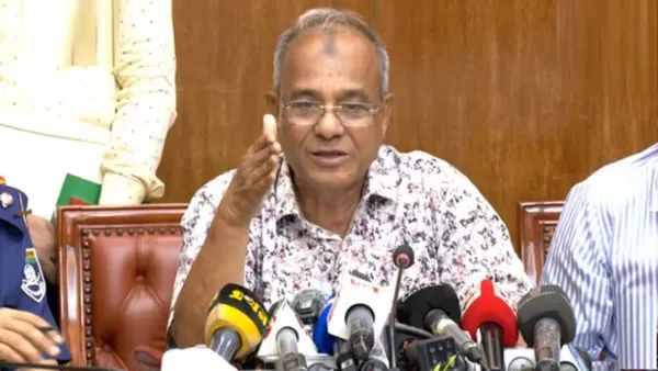 ঐক্যে ফাটল ধরলে দোসররা বিশৃঙ্খলা সৃষ্টি করতে পারে: স্বরাষ্ট্র উপদেষ্টা