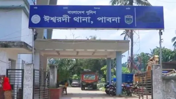 নিজ ঘর থেকে গৃহবধূর ঝুলন্ত মরদেহ উদ্ধার, স্বামী আটক