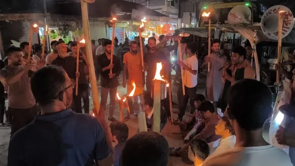 নুরের ওপর হামলার প্রতিবাদে কালীগঞ্জে মশাল মিছিল