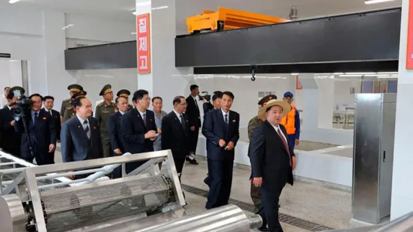 চীন সফরের আগে নতুন ক্ষেপণাস্ত্র কারখানা পরিদর্শন করলেন কিম