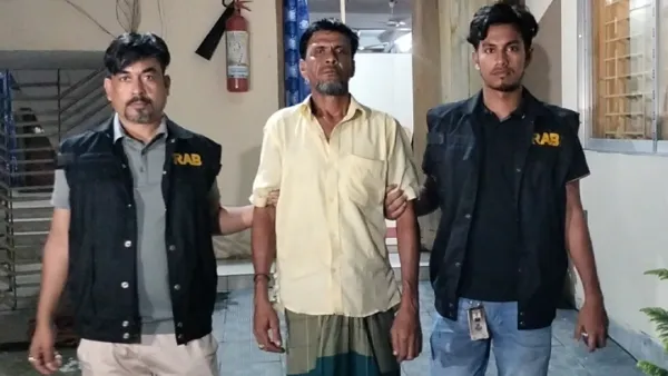 ভোলায় র‍্যাবের হাতে ধরা পড়ল ‘জ্বিনের বাদশা’