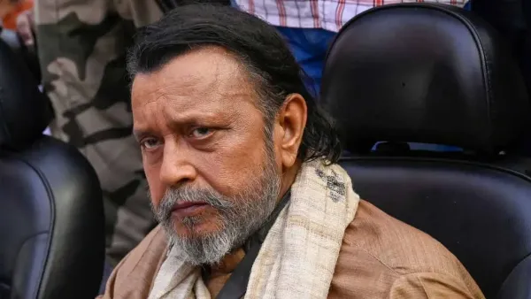 ১০০ কোটি রুপির মানহানি মামলা মিঠুনের