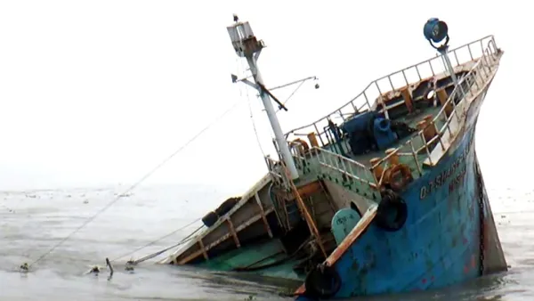 তেঁতুলিয়া নদীর ৭০ হাত নিচে জাপানি জাহাজ 