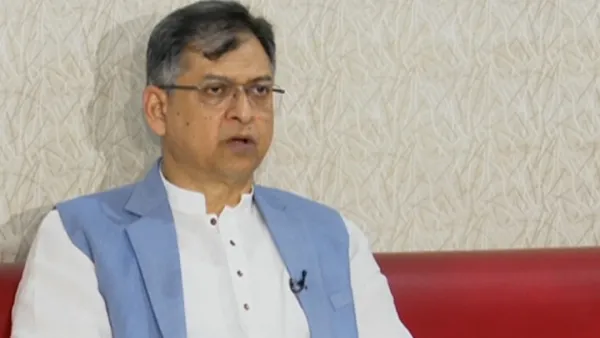 প্রশ্ন সালাহউদ্দিনের এক দেশে কি দুই সংবিধান থাকতে পারে 