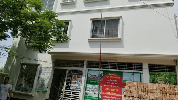 বাসায় মিলল কুবি ছাত্রী ও মায়ের লাশ