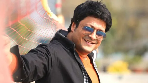 প্রকাশ্যে এলেন চিত্রনায়ক ফেরদৌস