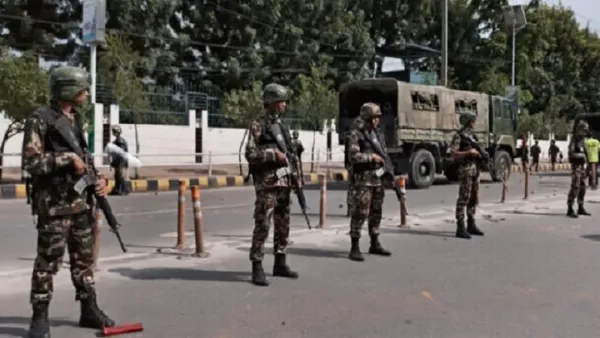 নেপালের নিয়ন্ত্রণ নিলো সেনাবাহিনী