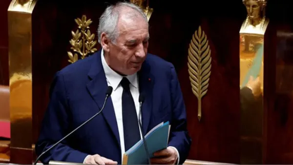 এবার ফ্রান্সের প্রধানমন্ত্রীর পদত্যাগ