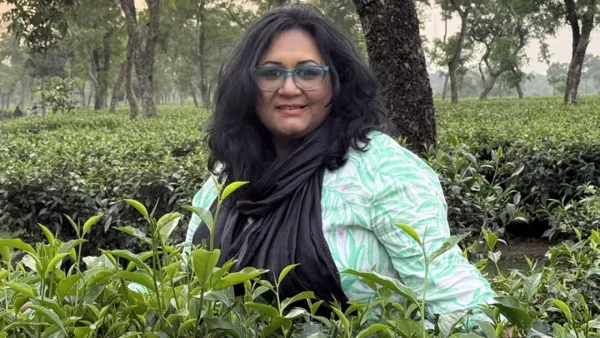 ফাহমিদা নবীর ‘মেঘলা আকাশ’