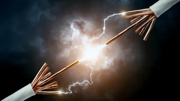 বিদ্যুৎস্পৃষ্টে হোটেল ব্যবসায়ীর মৃত্যু