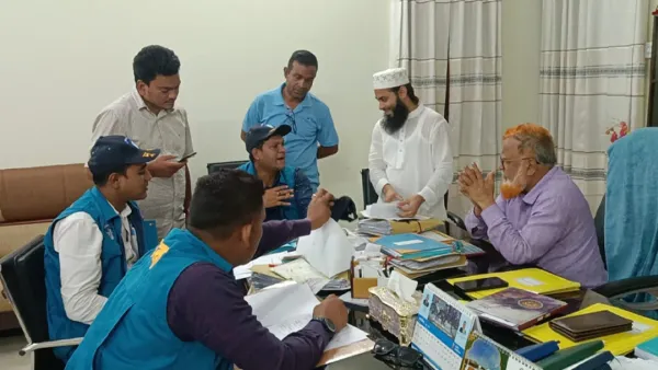 অধ্যক্ষের বিরুদ্ধে অনিয়মের অভিযোগ, সিরাজগঞ্জ সরকারি কলেজে দুদক