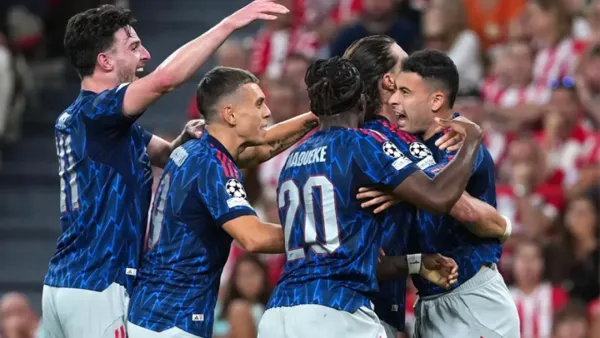 আর্সেনালের জয়ে শুরু