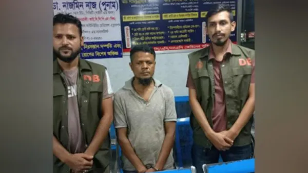 কবরস্থানে নবজাতক রেখে যাওয়া ওয়ার্ড বয় আটক