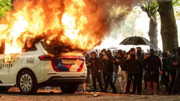 নেদারল্যান্ডসে অভিবাসন বিরোধী বিক্ষোভ, পুলিশের সঙ্গে সংঘর্ষ