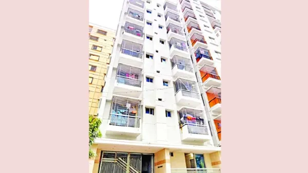 ভূমি কর্মকর্তার বেকার স্বামীর অঢেল সম্পদ