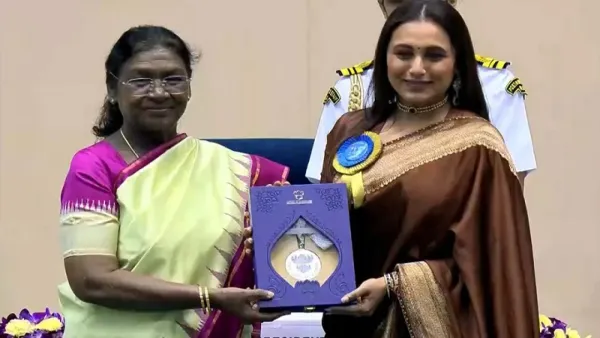 ‘জাতীয় চলচ্চিত্র পুরস্কার’ গ্রহণ করলেন রানি মুখার্জি