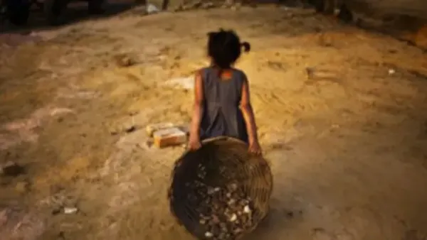 শিশুশ্রম চাই না, পড়তে চাই