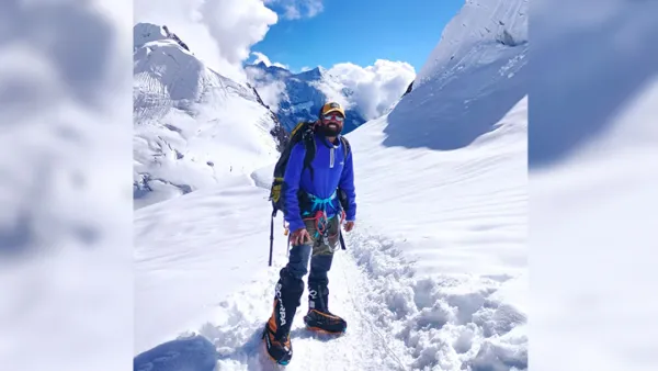 অক্সিজেন ছাড়াই মানাসলু চূড়ায় বাবর আলী 