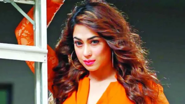 প্রযোজক হয়ে ফিরবেন পপি