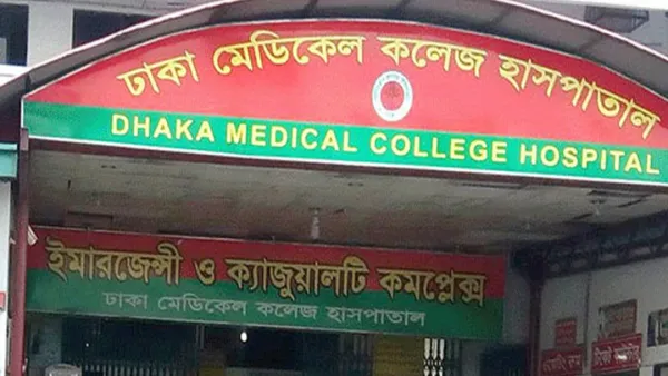 হাতিরঝিলে প্রাইভেটকারের ধাক্কায় প্রাণ গেল রিকশাচালকের