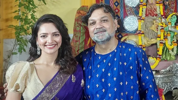 বান্ধবীকে নিয়ে ঘুরে বেড়াচ্ছেন সৃজিত!