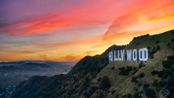 ট্রাম্পের নতুন সিদ্ধান্তে শঙ্কায় হলিউড