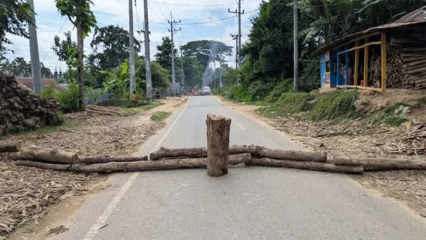 খাগড়াছড়ির সড়ক অবরোধ স্থগিত করলো জুম্ম ছাত্র জনতা