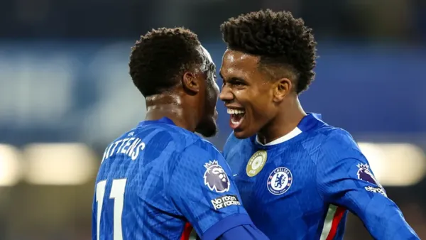 তরুণ এস্তেভাওয়ের শেষ মুহূর্তের গোলে লিভারপুলকে হারাল চেলসি