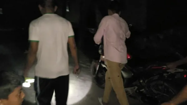 লক্ষ্মীপুরে বালু উত্তোলন নিয়ে দু’পক্ষের সংঘর্ষ-গুলিবর্ষণ