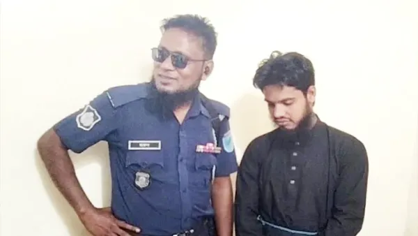 মাদরাসাছাত্রকে বলাৎকারের অভিযোগে শিক্ষক গ্রেপ্তার 