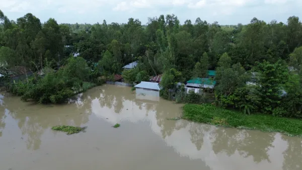 তিস্তাপাড়ে বন্যা, লালমনিরহাটে লাখো মানুষ পানিবন্দী