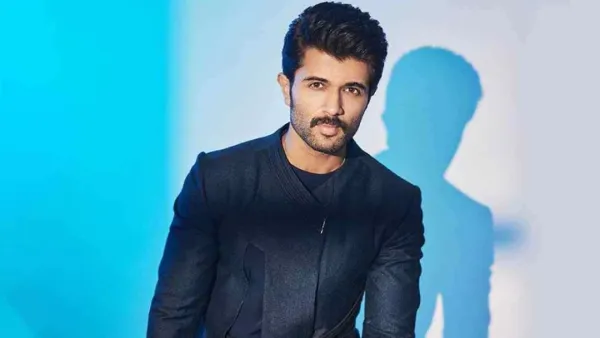 সড়ক দুর্ঘটনার কবলে বিজয় দেবরকোন্ডা