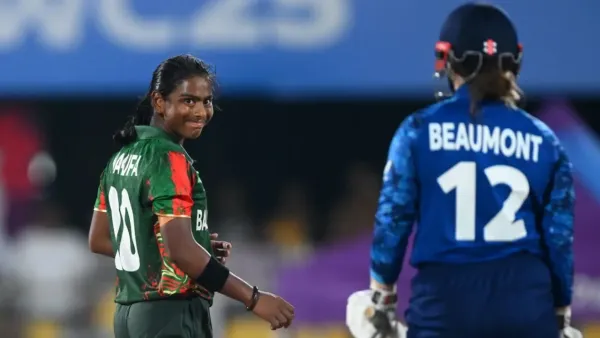 ইংল্যান্ডের বিপক্ষে মারুফাদের লড়াই করে হার