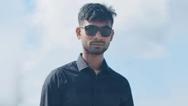 গরু চোর ধরতে গিয়ে ট্রাকচাপায় যুবক নিহত