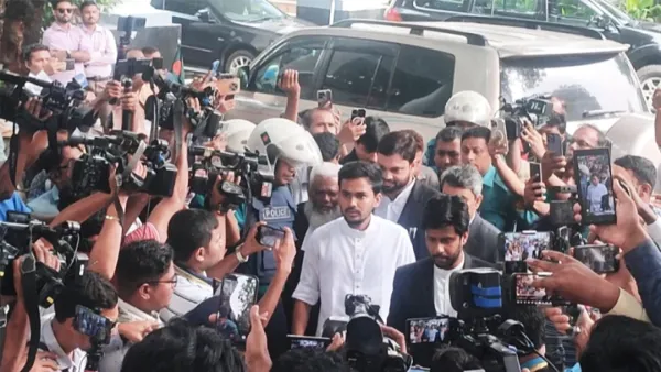 শেখ হাসিনার বিরুদ্ধে সাক্ষ্য দিতে ট্রাইব্যুনালে আসিফ মাহমুদ