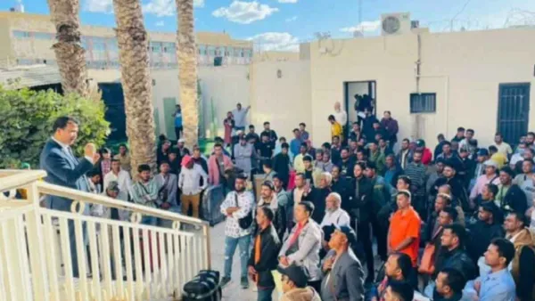 লিবিয়া থেকে ৩০৯ বাংলাদেশি দেশে ফিরছেন