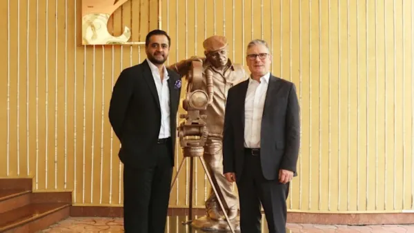 বলিউড ব্রিটেনে ফিরে এসেছে: কিয়ার স্টারমার