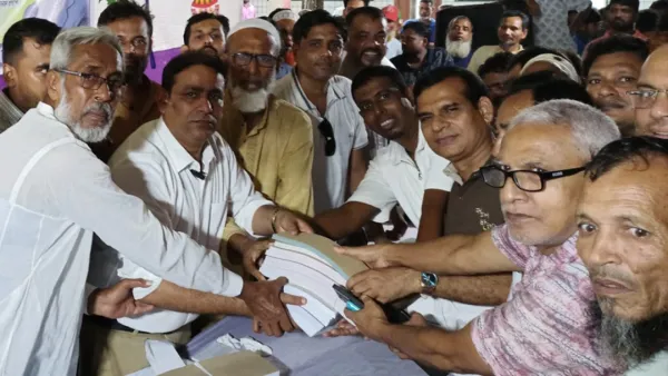 কালকিনিতে বিএনপির ওয়ার্ডভিত্তিক পুরুষ সদস্য নবায়ন ও ফরম বিতরণ