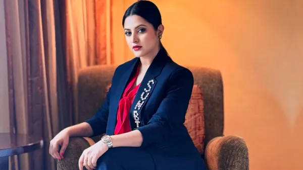 নামাজ বা মেডিকেশন করি: পরীমণি