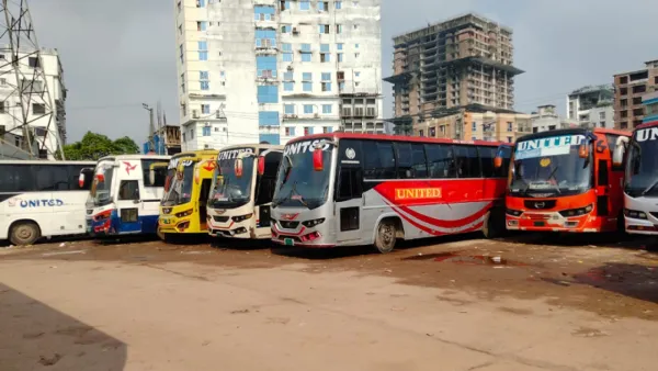 ময়মনসিংহের সঙ্গে সারাদেশের বাস চলাচল অনির্দিষ্টকালের জন্য বন্ধ