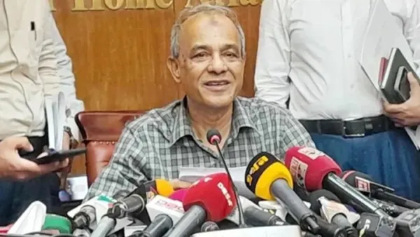 ‘আমার ছেলেমেয়ে দেশে থাকে, সেফ এক্সিট নিয়ে কী করব’