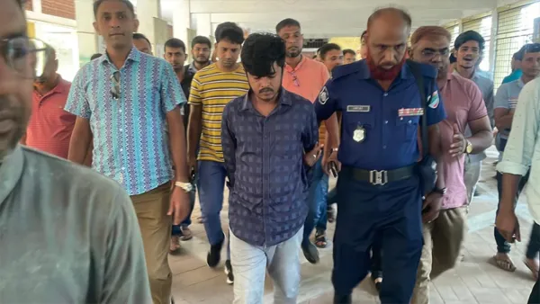 ক্লাস করতে গিয়ে ইবিতে নিষিদ্ধ ছাত্রলীগ নেতা আটক