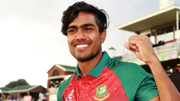 সুযোগের অপেক্ষায় আকবর আলী