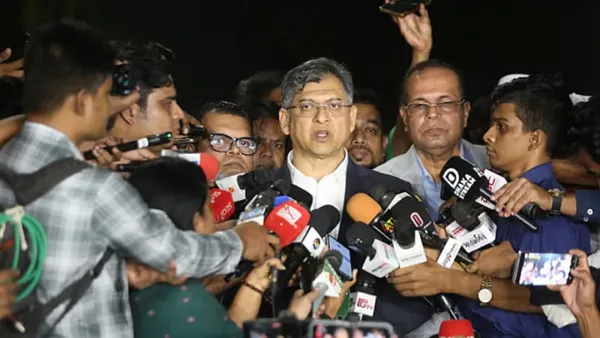 আমরা চাই না প্রতিরক্ষা বাহিনীগুলোর মধ্যে কোনো রকমের ভারসাম্য নষ্ট হোক: সালাহউদ্দিন