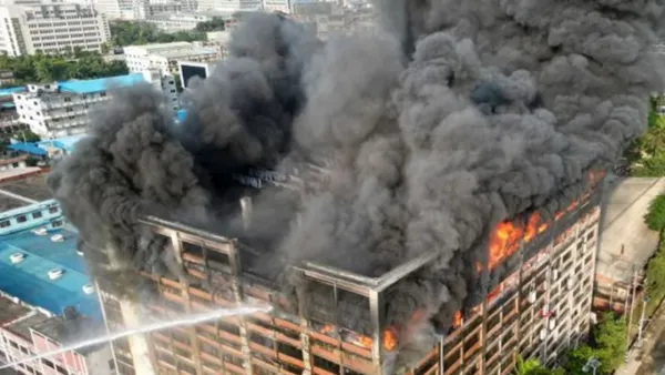 ১৭ ঘণ্টা পর চট্টগ্রাম ইপিজেডে কারখানার আগুন নিয়ন্ত্রণে