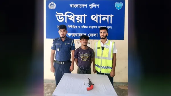 বন্দুক ও গুলিসহ রোহিঙ্গা ‘সন্ত্রাসী’ গ্রেপ্তার