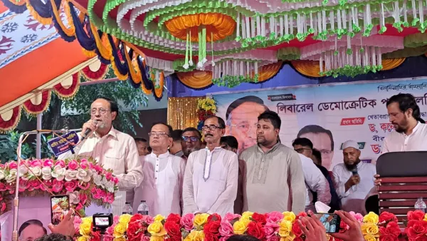 দিন বদলের জন্য আল্লাহওয়ালা ব্যক্তিকে ভোট দেবেন: অলি আহমদ 