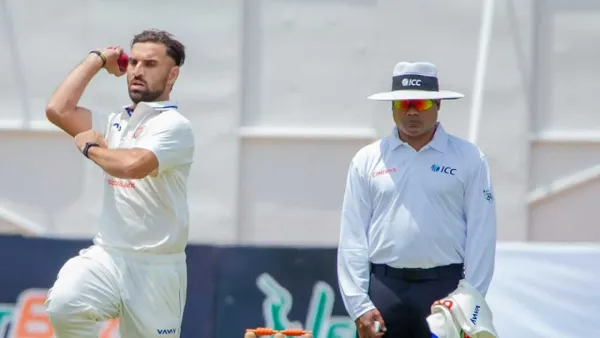 শাস্তি পেলেন আফগান পেসার